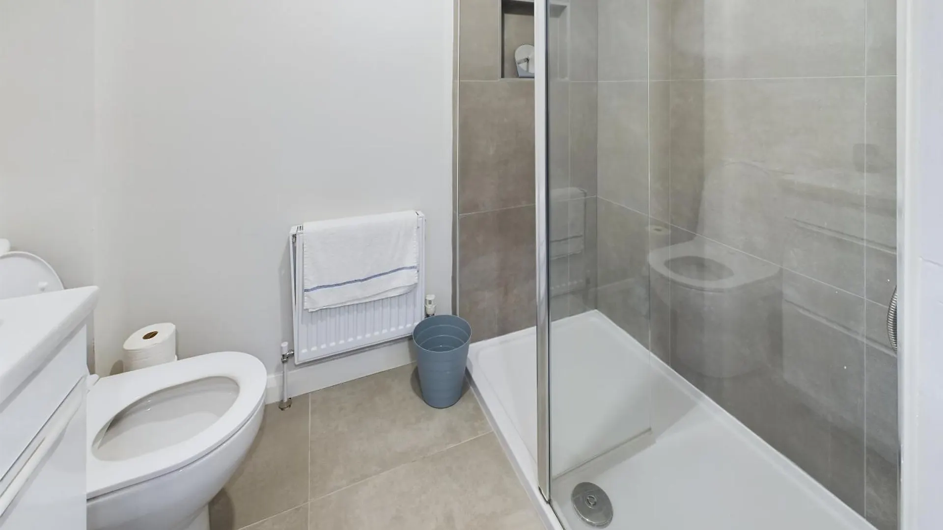 Modern Two Bed In East Belfast Apartment United Kingdom